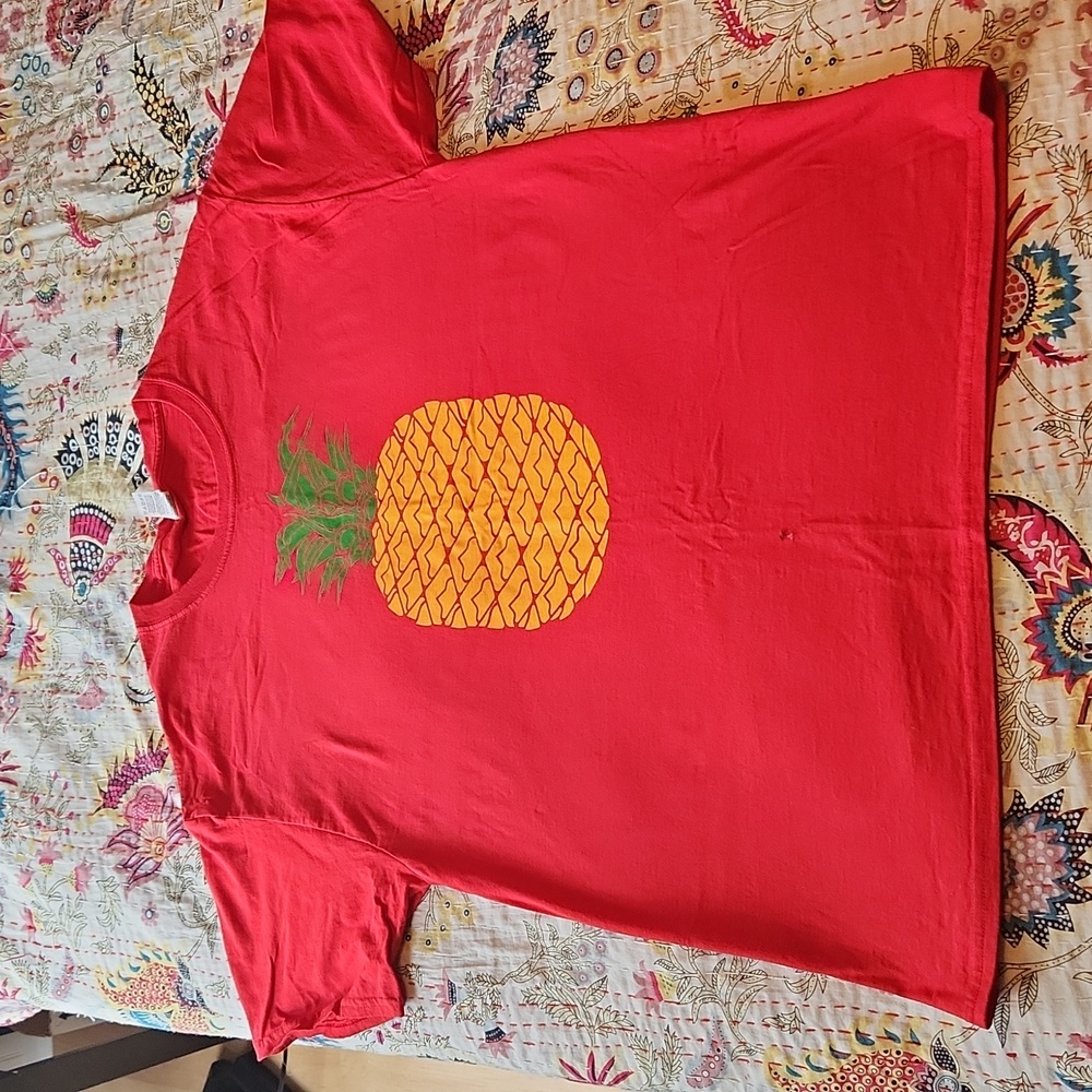 Red tshirts with pineapple design